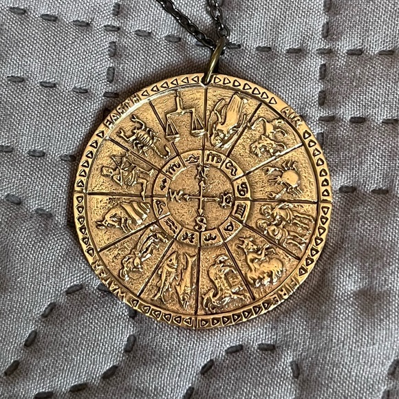 Sasha Eillenna Astrology Necklace - Picture 3 of 5